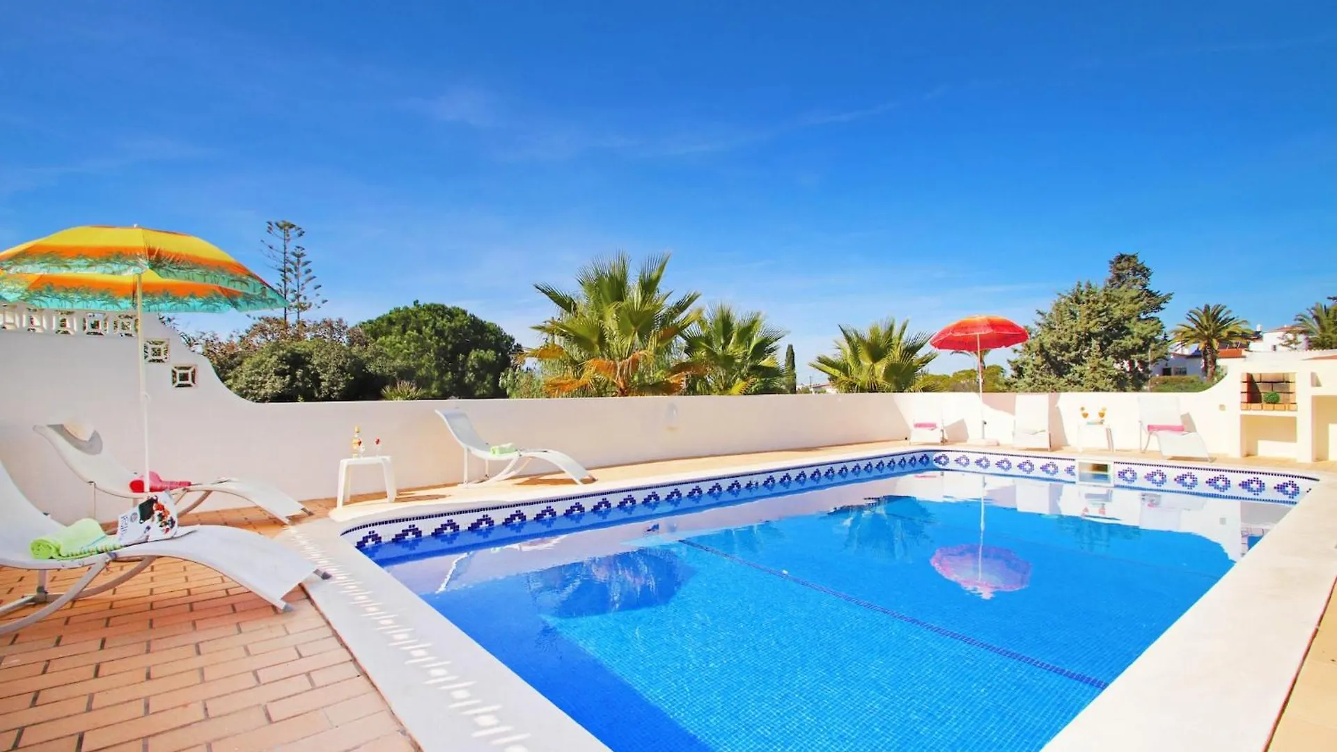 Villa With Heatable Pool Carvoeiro