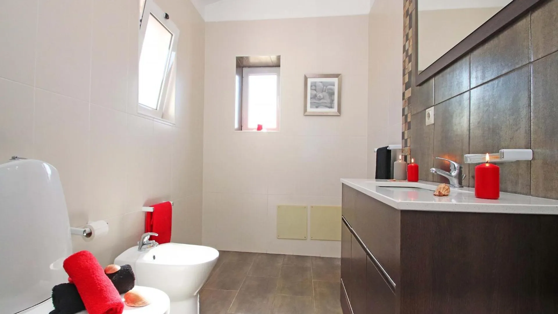 Villa With Heatable Pool Carvoeiro