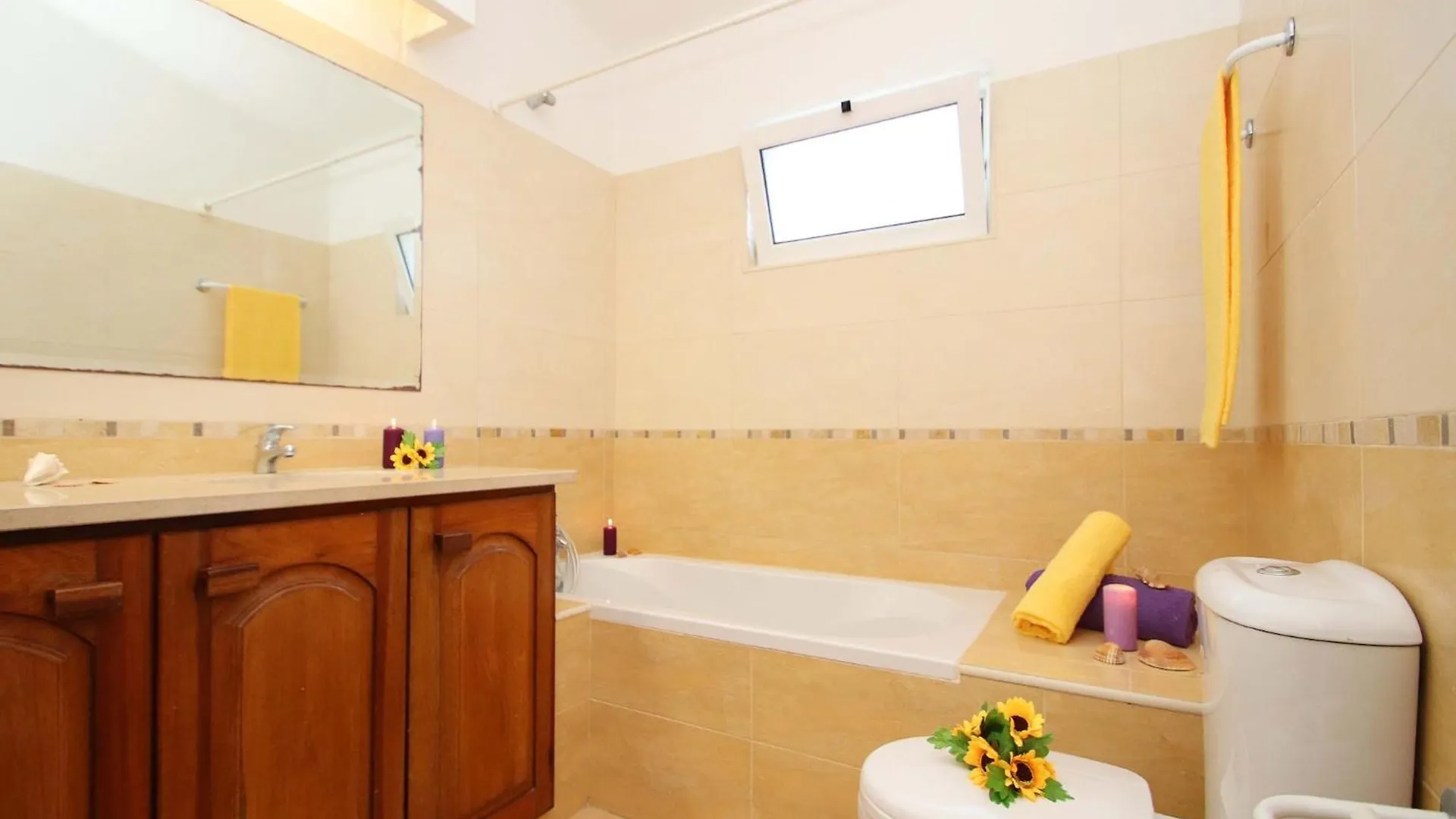 Villa With Heatable Pool Carvoeiro
